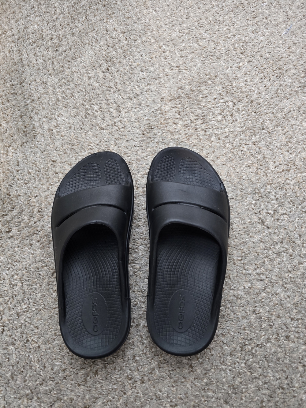 OOFOS Black Recovery Slide Sandals Size 7 - Picture 4 of 6